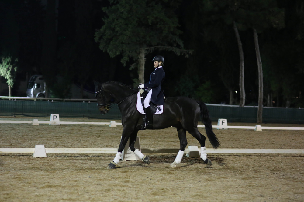 H Lavinia Μακροπούλου με τον ίππο Widoc Timbre.