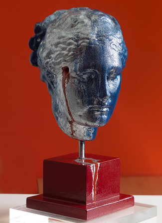 Ένα από τα έργα της έκθεσης.