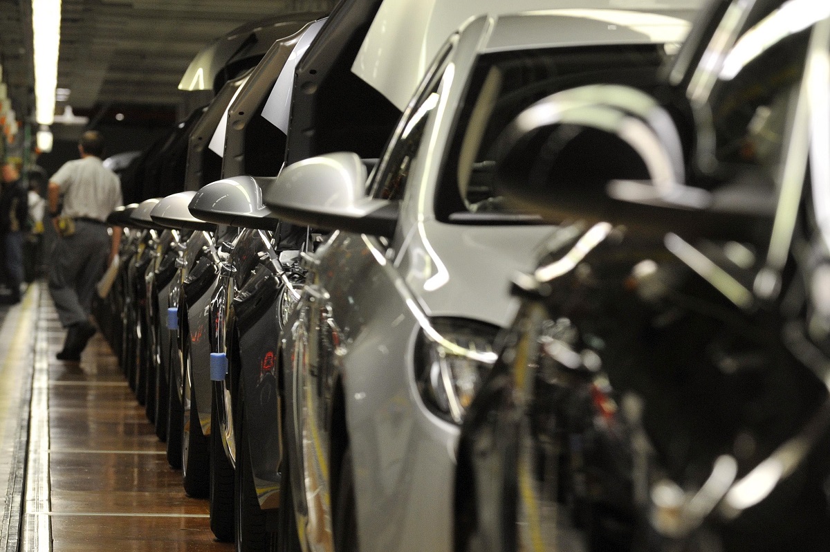 Newly built "Insignia" cars of General Motors German unit Opel are lined up inside the assembly hangar at the Opel headquarters in Ruesselsheim