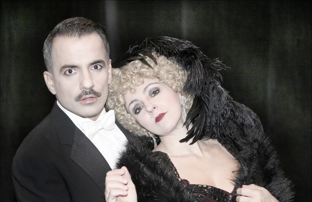 ΦΩΤΟΓΡΑΦΙΣΗ ΓΙΑ ΔΗΜΟΣΙΟΤΗΤΑ ΑΠΟ ΤΙΣ ΠΡΟΒΕΣ ΤΗΣ ΠΑΡΑΣΤΑΣΗΣ '' Franz Lehár: Η εύθυμη χήρα '' 02/12/2015