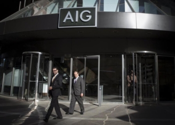 AIG: Πιέσεις για να σπάσει σε 3 εταιρείες