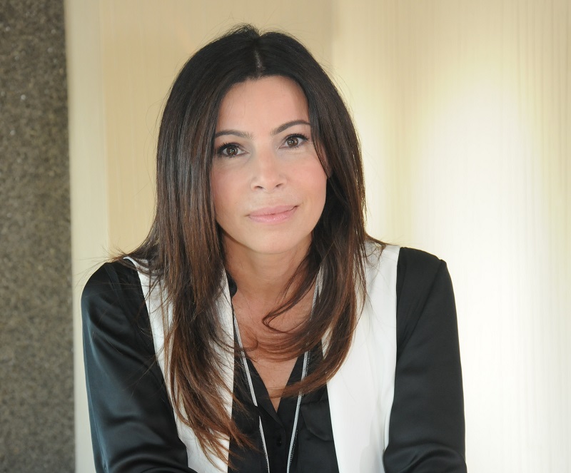 Ε. Μάνου
