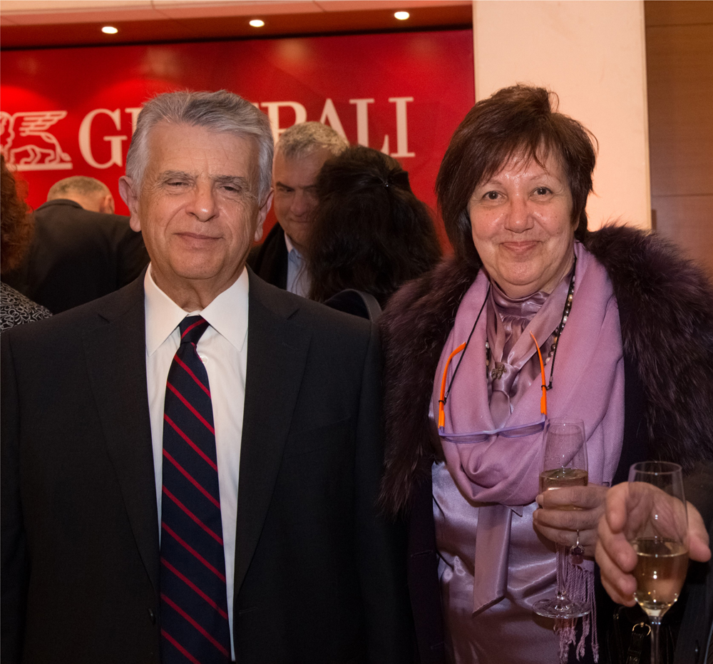 Κ. Σακελλαρίου, Ε. Σακελλαρίου