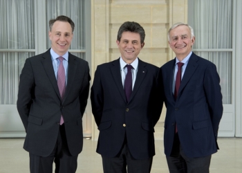 Thomas Buberl, Henri de Castries, Denis Duverne. AXA.