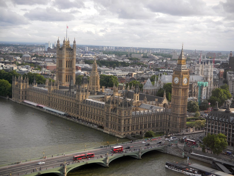 big-ben-sky