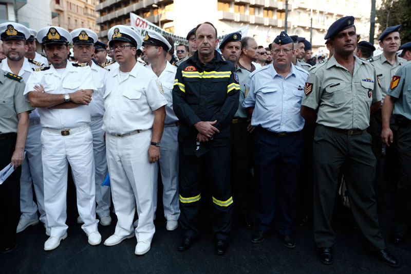ένστολοι