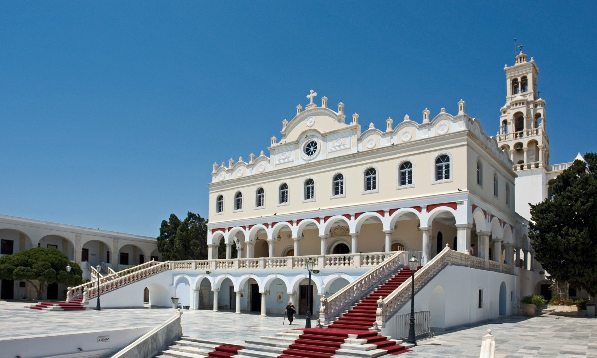 Tinos_panagia_evangelistria_200707_04