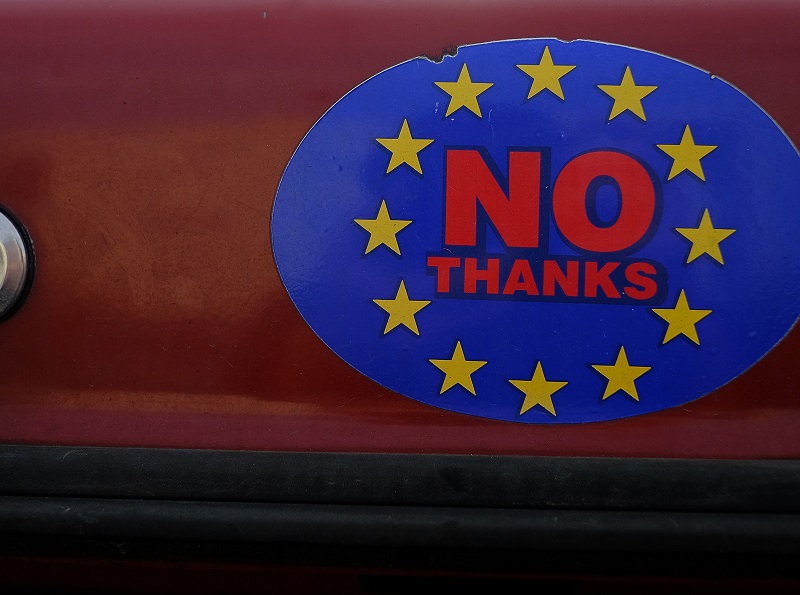 A car sticker with a logo encouraging people to leave the EU is seen on a car, in Llandudno, Wales, February 27, 2016. REUTERS/Phil Noble - RTSDHI8