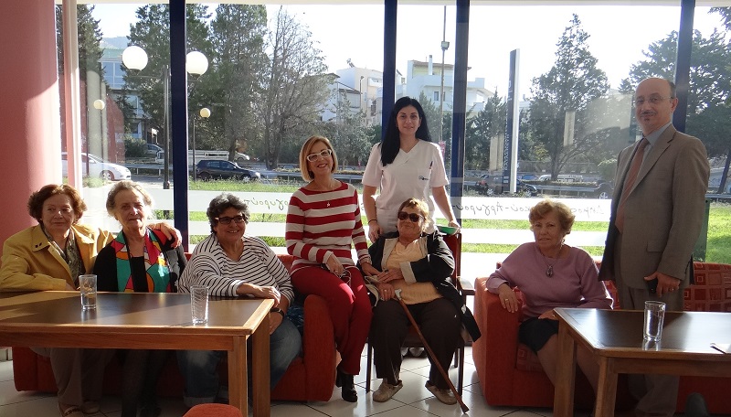 Εμβόλια από την INTERAMERICAN για τους ηλικιωμένους