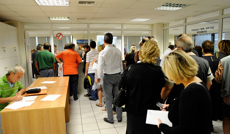 Σε πανικό οι ελεύθεροι επαγγελματίες: Έκλεισαν 6.000 μπλοκάκια σε μία ημέρα