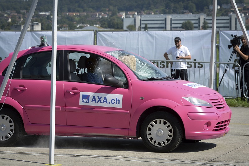 AXA
