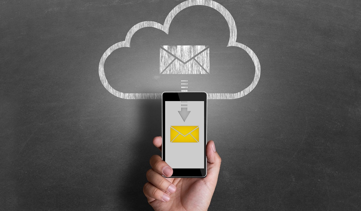 Pakia: Μετατρέψτε το παραδοσιακό ασφαλιστικό σας γραφείο σε ηλεκτρονικό