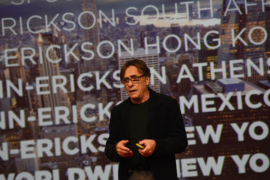 Πίτερ Οικονομίδης