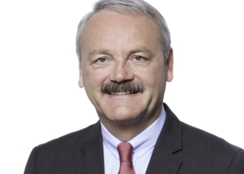 Dr Christian Hinsch