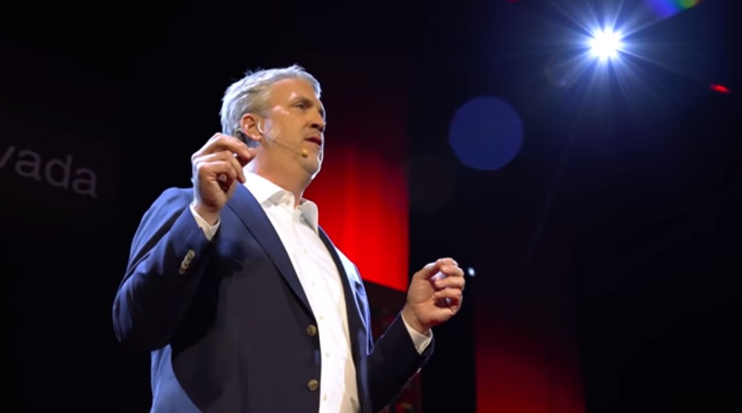 Video: Γιατί η σιγουριά καταστρέφει τη ζωή σου