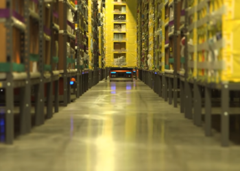 Απίστευτο: Δείτε την αποθήκη με τα robot της Amazon