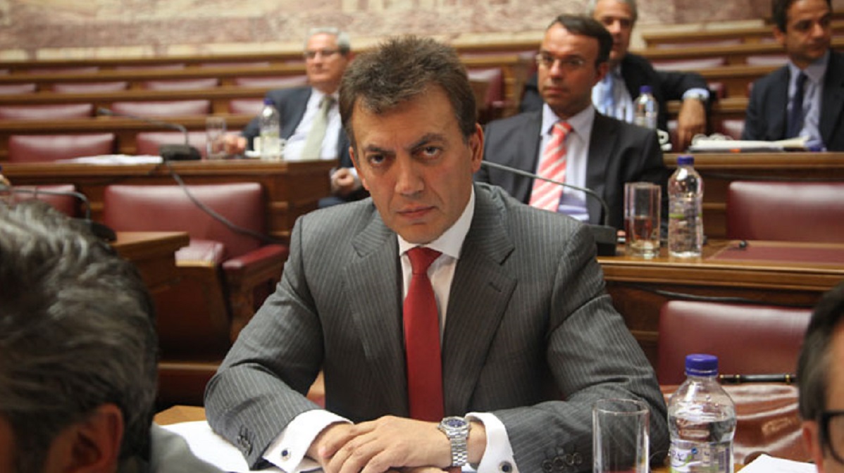 Βρούτσης