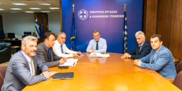 Δέσμευση Βρούτση στο ΕΕΑ για μείωση των εργοδοτικών εισφορών