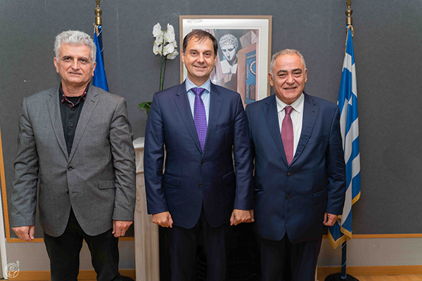 Χ. Θεοχάρης,ΕΕΑ