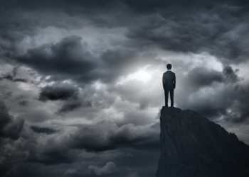 Ασφαλιστική ανάπτυξη με το 55,4% των πολιτών να είναι οικονομικά ευάλωτο γίνεται;