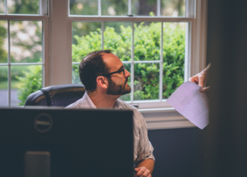 Διαμεσολαβούντες: Στους 3.000 οι  χωρίς επαναπιστοποίηση