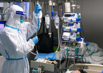 Αστική ευθύνη γιατρών στις αποφάσεις «ζωής και θανάτου» για τον COVID-19