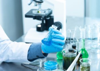 Πώς το 2015 η ΕΕ έκλεισε την πόρτα σε ερευνητές για τη μετάλλαξη ιών