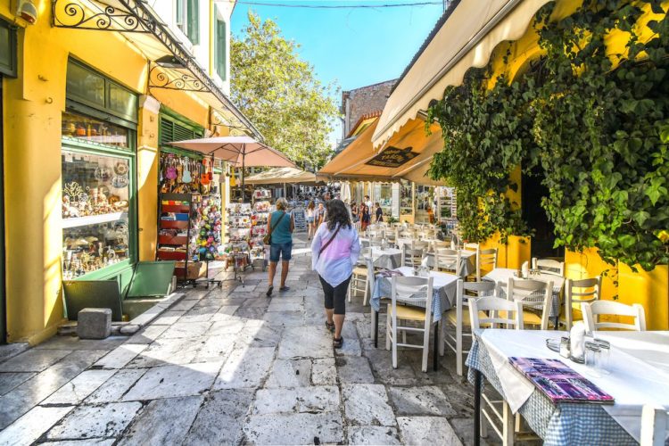 Έρευνα: 9 στις 10 επιχειρήσεις στην Ελλάδα επηρεάζει ο Covid-19