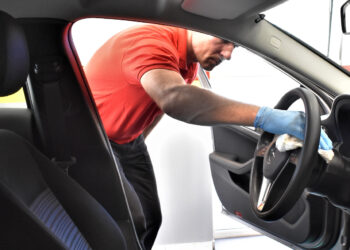 Carglass®: Απολύμανση 46 σημείων επαφής για κάθε εργασία αποκατάστασης