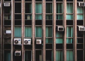 Τα μέτρα που πρέπει να τηρούμε στη λειτουργία των κλιματιστικών για τον κορωνοϊό