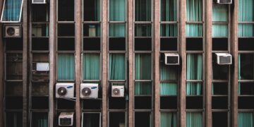 Τα μέτρα που πρέπει να τηρούμε στη λειτουργία των κλιματιστικών για τον κορωνοϊό