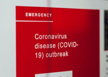 Covid-19: Θα προκαλέσει μακροπρόθεσμες αυξήσεις στα συμβόλαια υγείας;