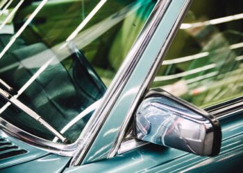 Αντικατάσταση θραύσης κρυστάλλων made safe & simple. Μια πραγματική εμπειρία 