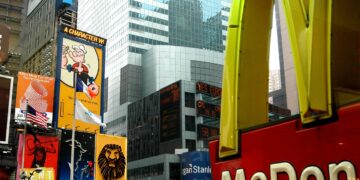 ΗΠΑ: Αγωγές για τον Covid-19 σε McDonald’s και σε άλλες επιχειρήσεις