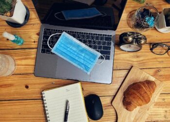 Τηλεργασία: 7 στους 10 εργαζόμενους δεν έχουν λάβει οδηγίες ψηφιακής ασφάλειας