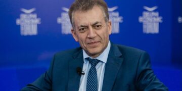 Γιάννης Βρούτσης