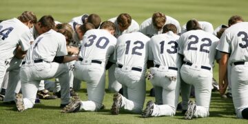 Αγωγές από 15 ομάδες baseball σε ασφαλιστικές λόγω κορωνοϊού