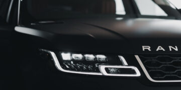 632 εκατ. δολάρια ο “λογαριασμός” του Covid στην Jaguar Land Rover