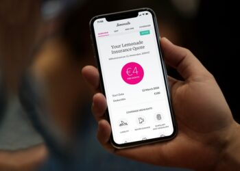 Μπαίνει στο χρηματιστήριο η Lemonade