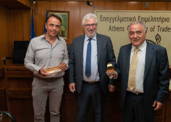 Μνημόνιο Συνεργασίας ΕΕΑ – Πανεπιστημίου Πειραιώς