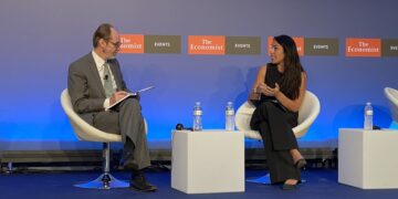 Δ. Μιχαηλίδου: Αυξήσαμε κατά 1/3 το προσωπικό σε δομές για ευπαθείς ομάδες