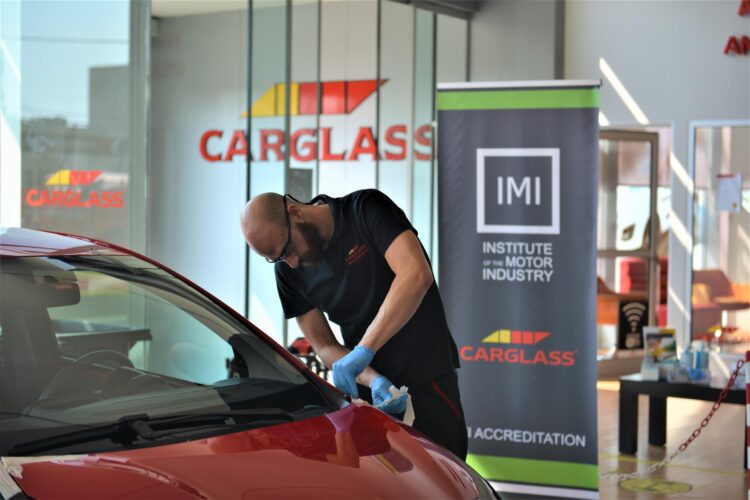 Μοναδική Πιστοποίηση για την Carglass®Ελλάδος από το ΙΜΙ
