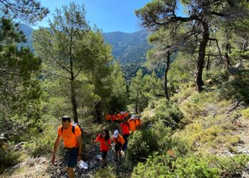 Eurocover “Hike & Run”: Εξόρμηση στην οροσειρά της Δίρφυ