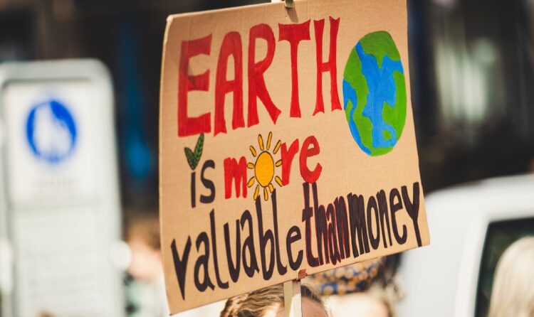 ΕΚΕ: Μέτριες επιδόσεις δείχνει έρευνα της ICAP – 18% δαπανά 1-5 εκατ. ευρώ