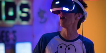 Οι Insurtechs «τραβούν» τους καταναλωτές στην ιδιωτική ασφάλιση