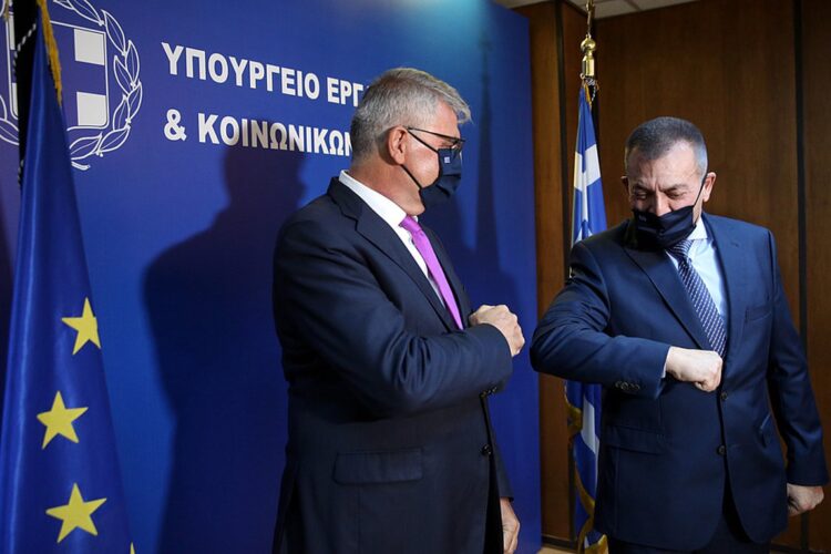 Πάνος Τσακλόγλου, Γιάννης Βρούτσης