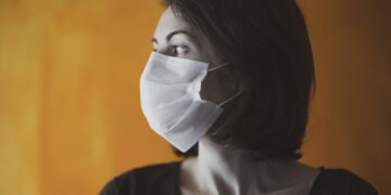 Μελέτη ΑΠΘ: Αν συνεχιστεί η χαλάρωση των μέτρων τον Νοέμβριο θα έχουμε 700 κρούσματα την ημέρα