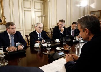 Μητσοτάκης-Πισσαρίδης