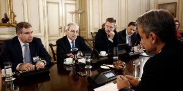 Μητσοτάκης-Πισσαρίδης