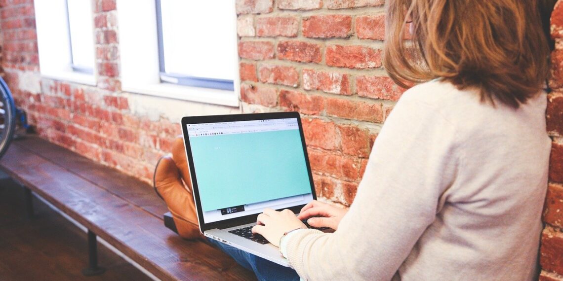 Διπλασιάστηκαν οι καταναλωτές που αλληλεπιδρούν ψηφιακά με τις ασφαλιστικές